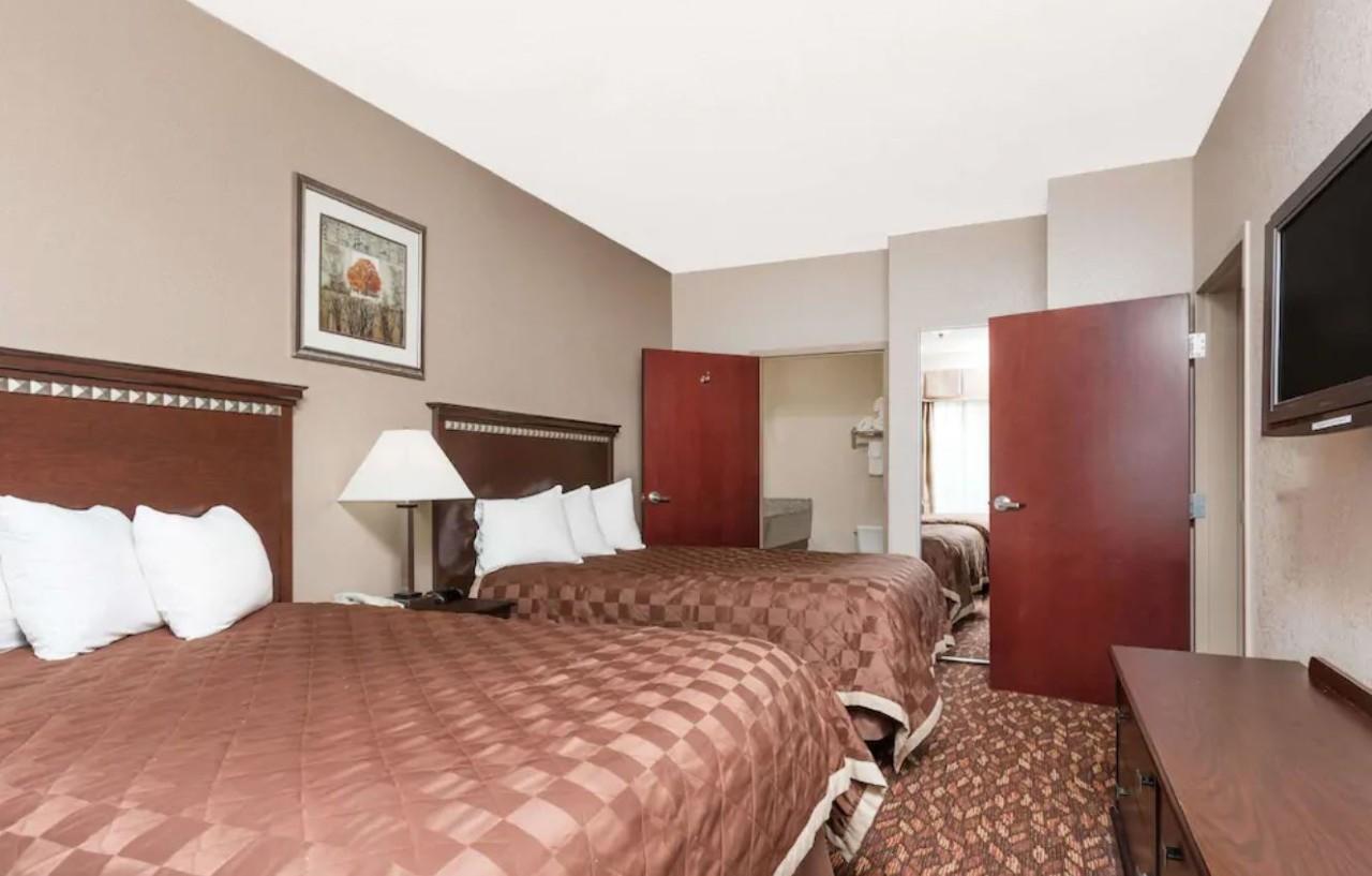 La Quinta Inn & Suites By Wyndham Augusta Fort Eisenhower Экстерьер фото