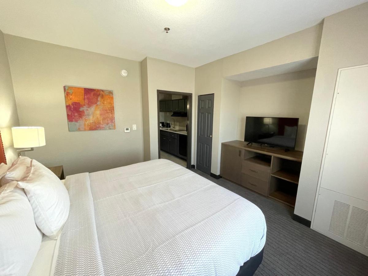 La Quinta Inn & Suites By Wyndham Augusta Fort Eisenhower Экстерьер фото