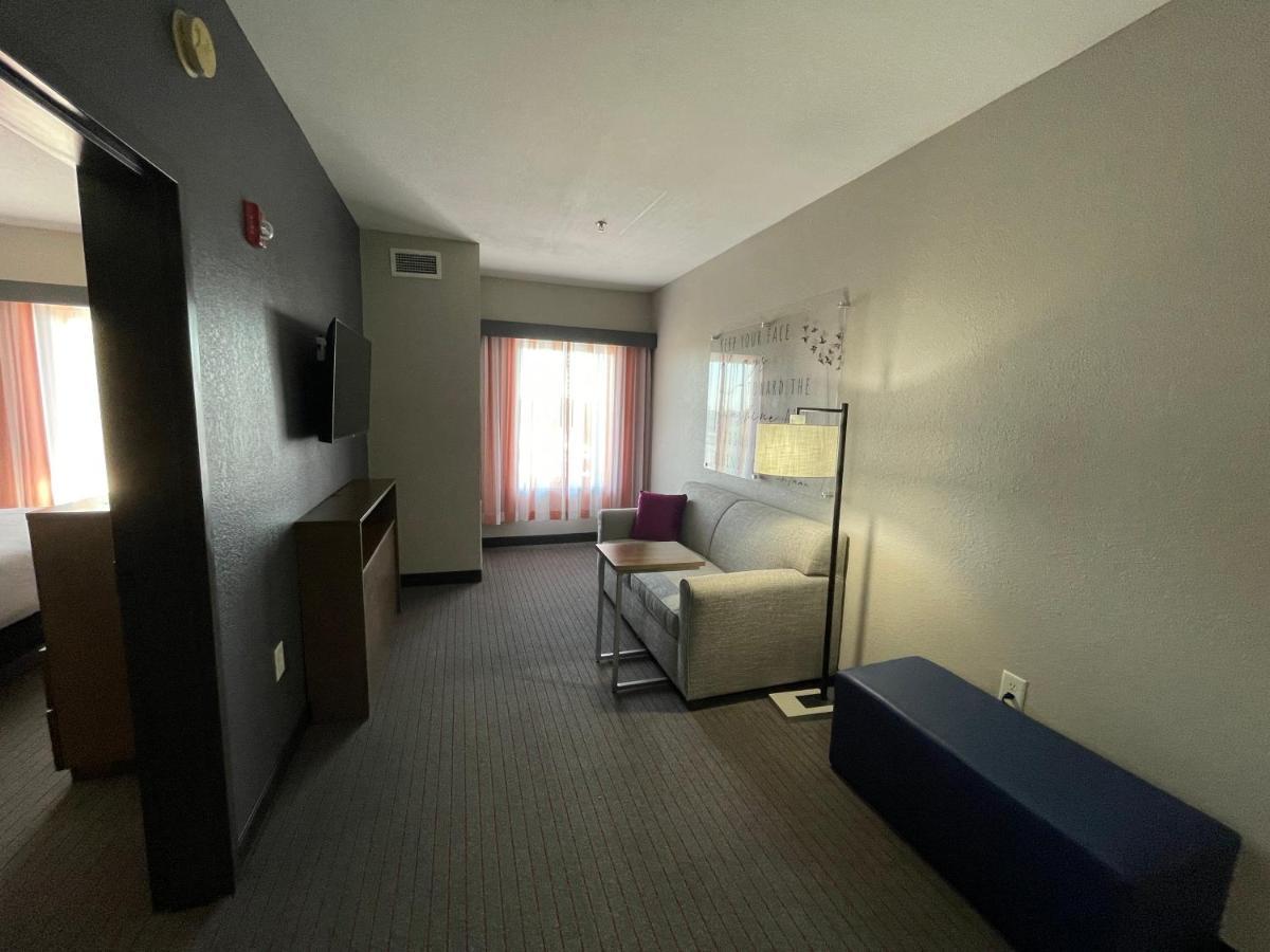 La Quinta Inn & Suites By Wyndham Augusta Fort Eisenhower Экстерьер фото